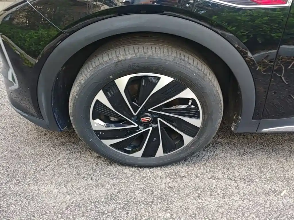 Hongqi Hongqi HS7 PHEV — миниатюра 23
