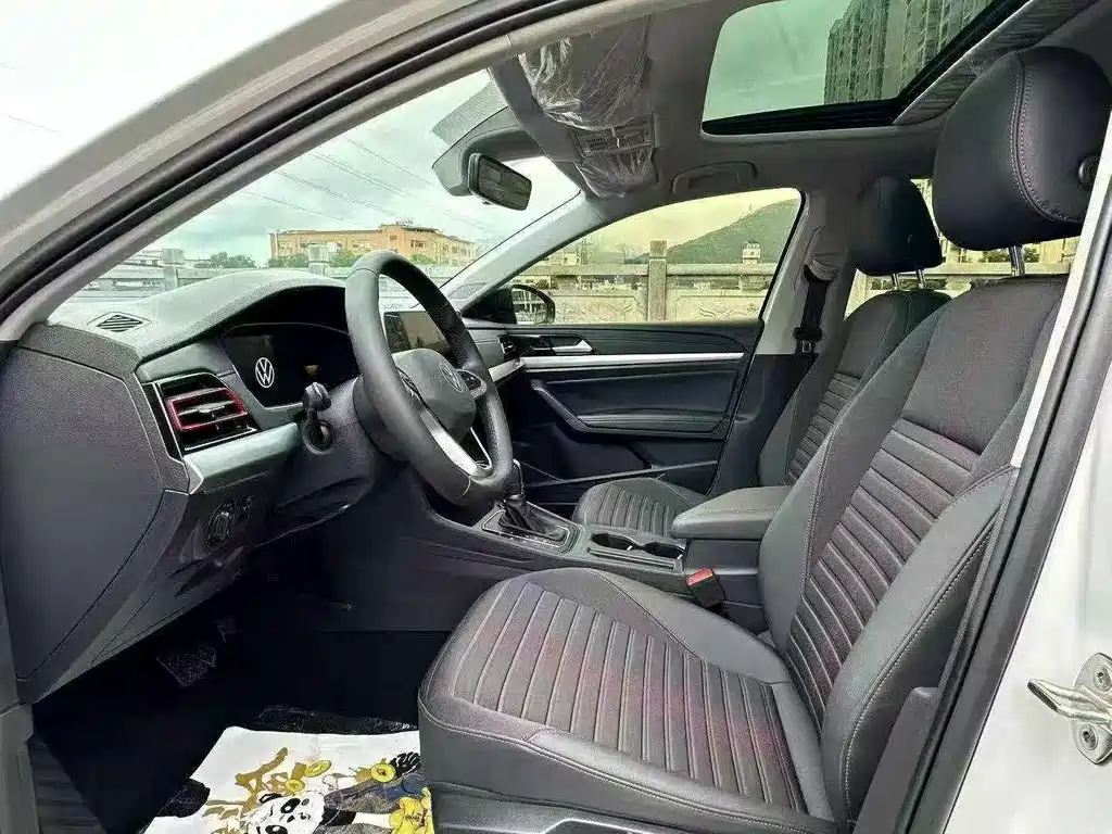 Volkswagen Lavida — миниатюра 4