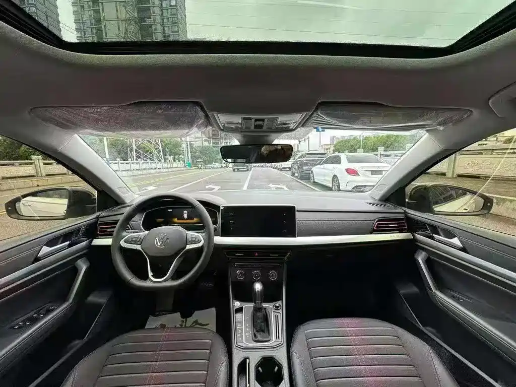 Volkswagen Lavida — миниатюра 6