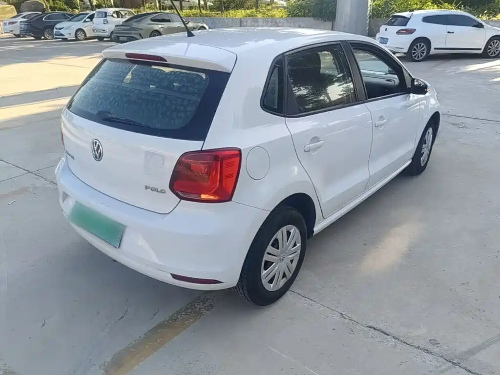 Volkswagen Polo — миниатюра 7