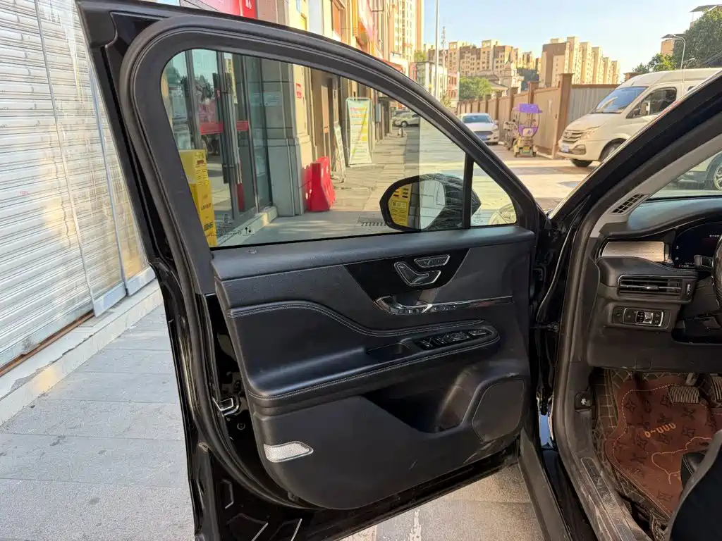 Lincoln Corsair 2022 2.0T Premium