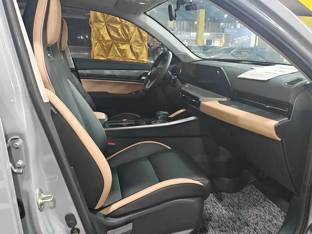 Geely Haoyue PRO — миниатюра 13