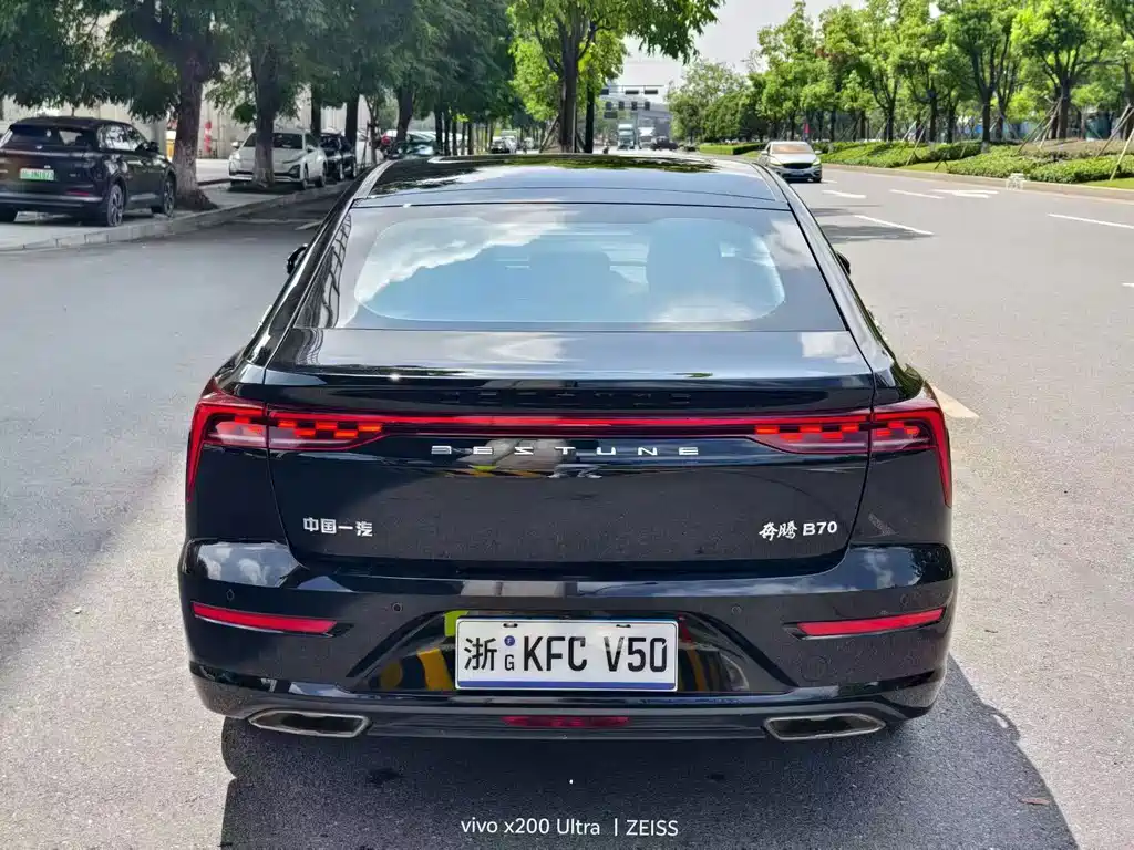 Bestune B70 — миниатюра 8