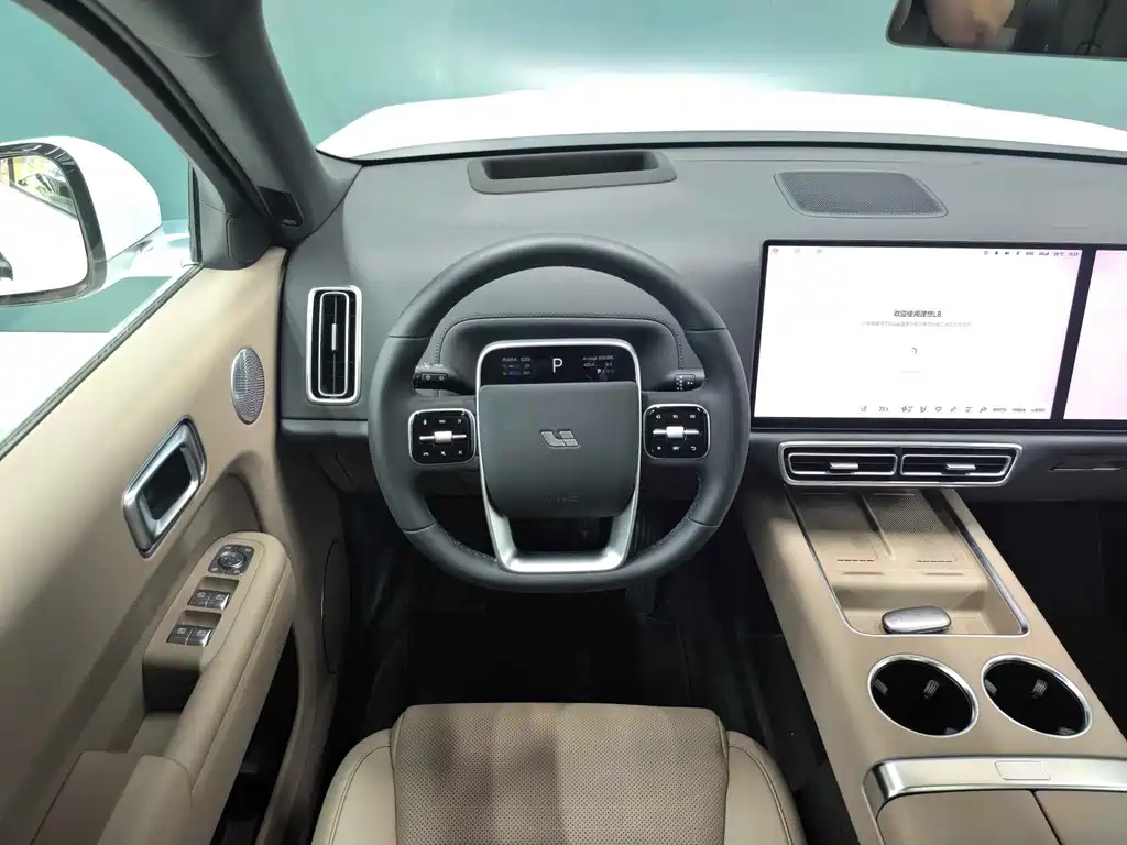 Li Auto L8 2025 Ultra