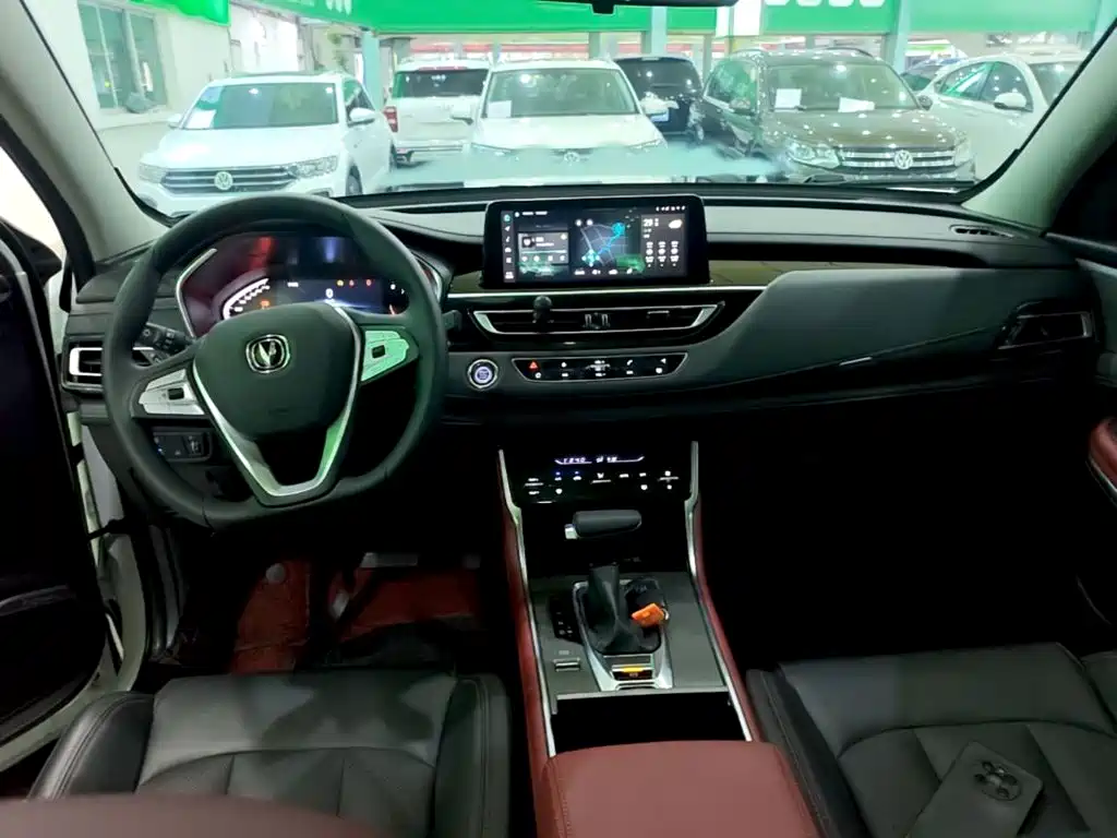 Changan CS75 — миниатюра 10