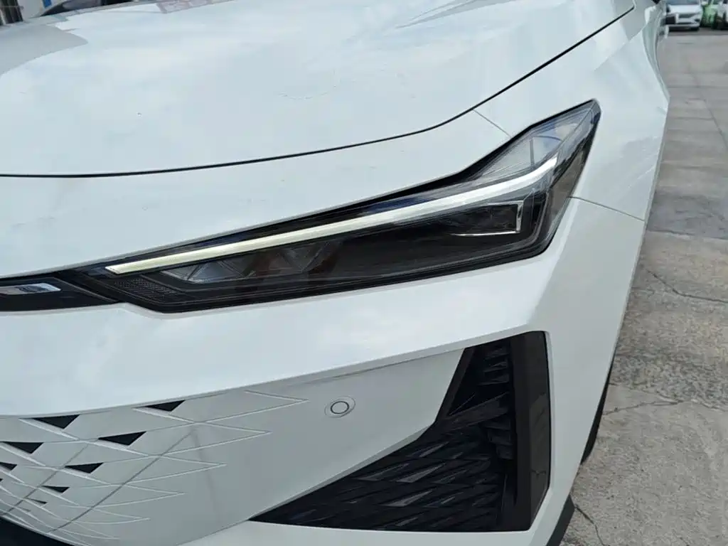 Changan UNI-V — миниатюра 24