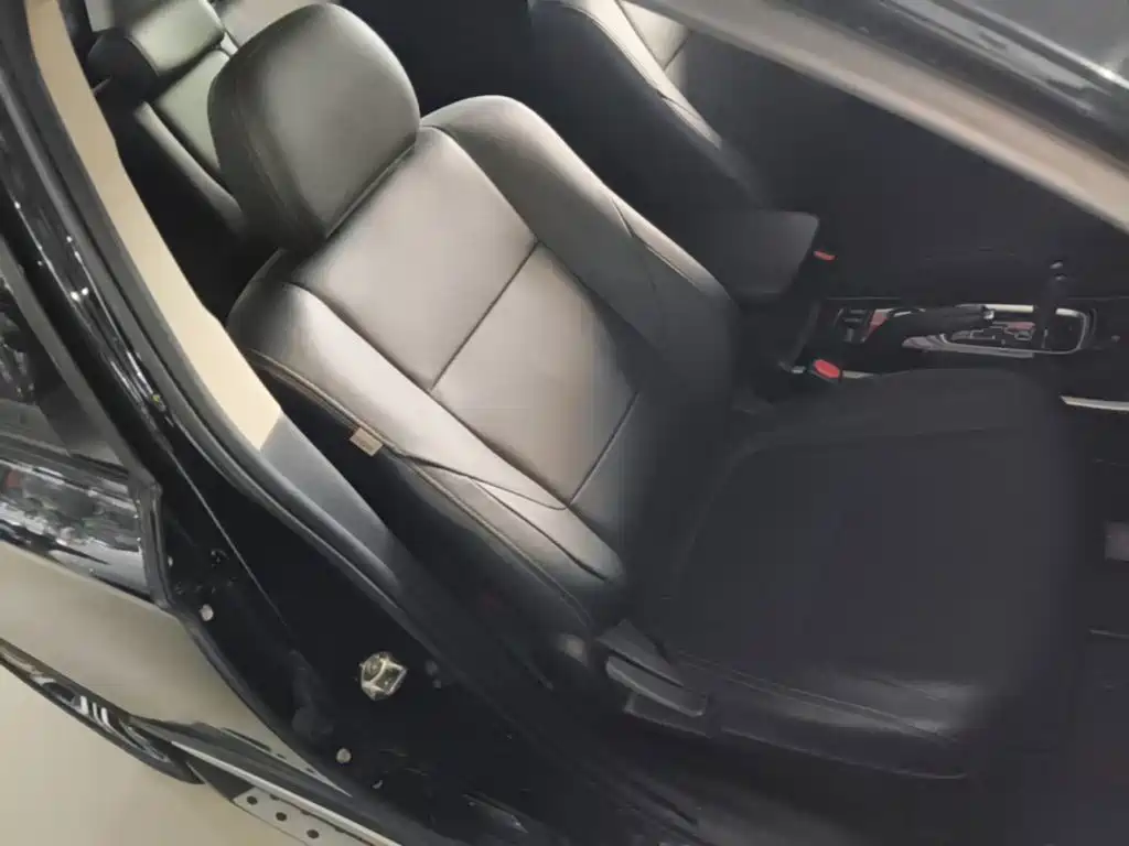 Mitsubishi Outlander — миниатюра 25