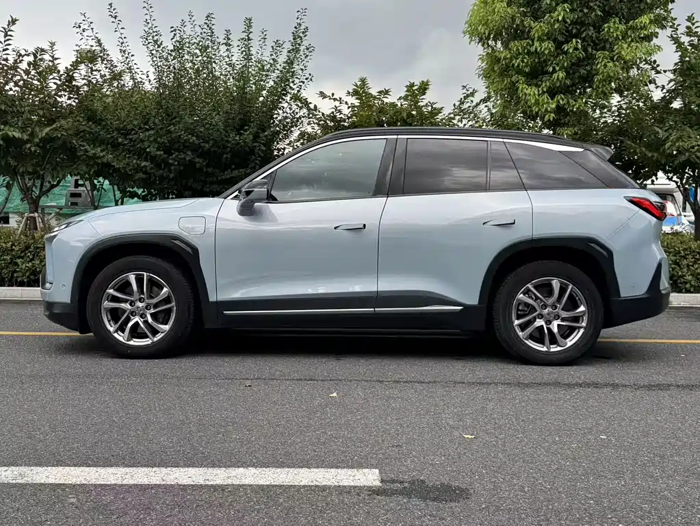 NIO ES6 — миниатюра 7