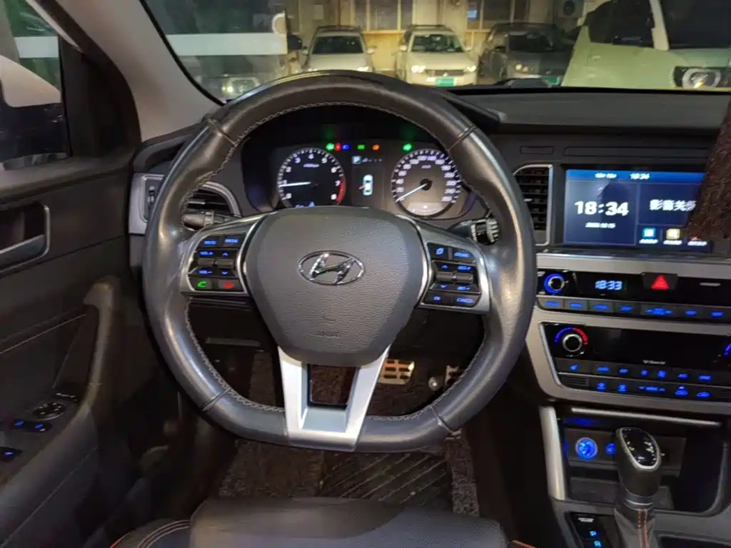 Hyundai Sonata — миниатюра 11