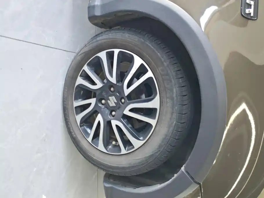 Suzuki Swift — миниатюра 6