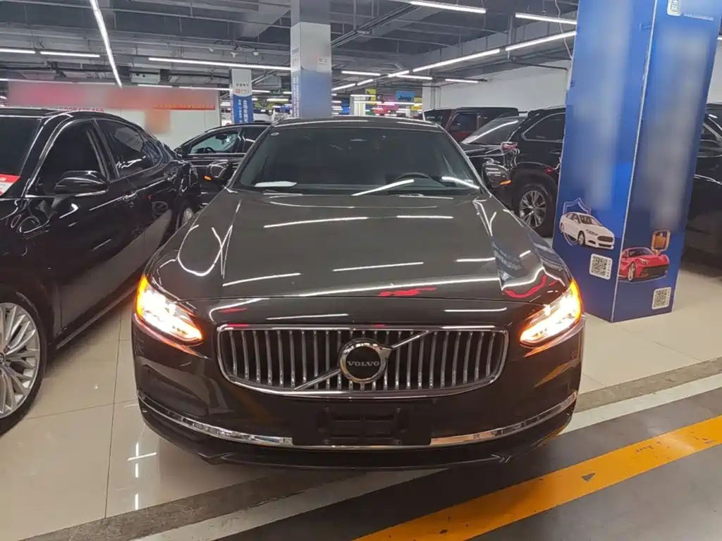 Volvo S90 — миниатюра 3