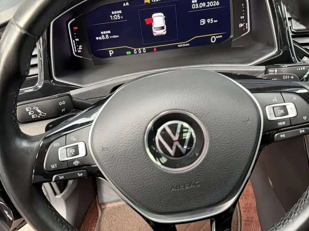 Volkswagen T-Roc — миниатюра 7