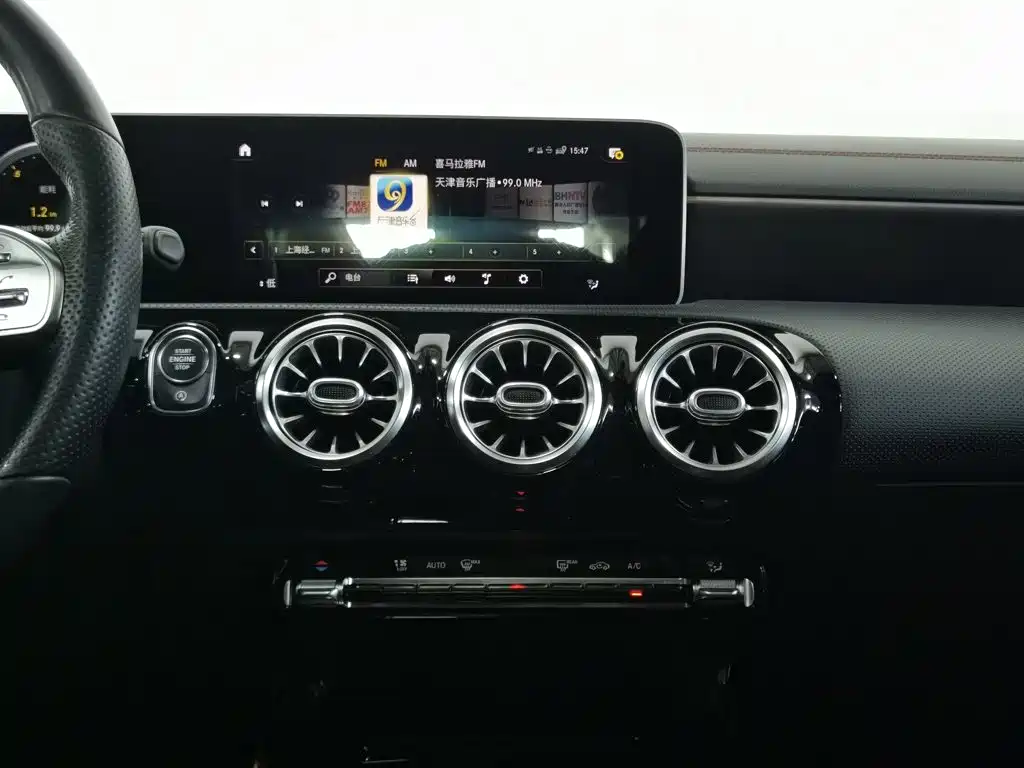 Mercedes-Benz CLA (Import) — миниатюра 12