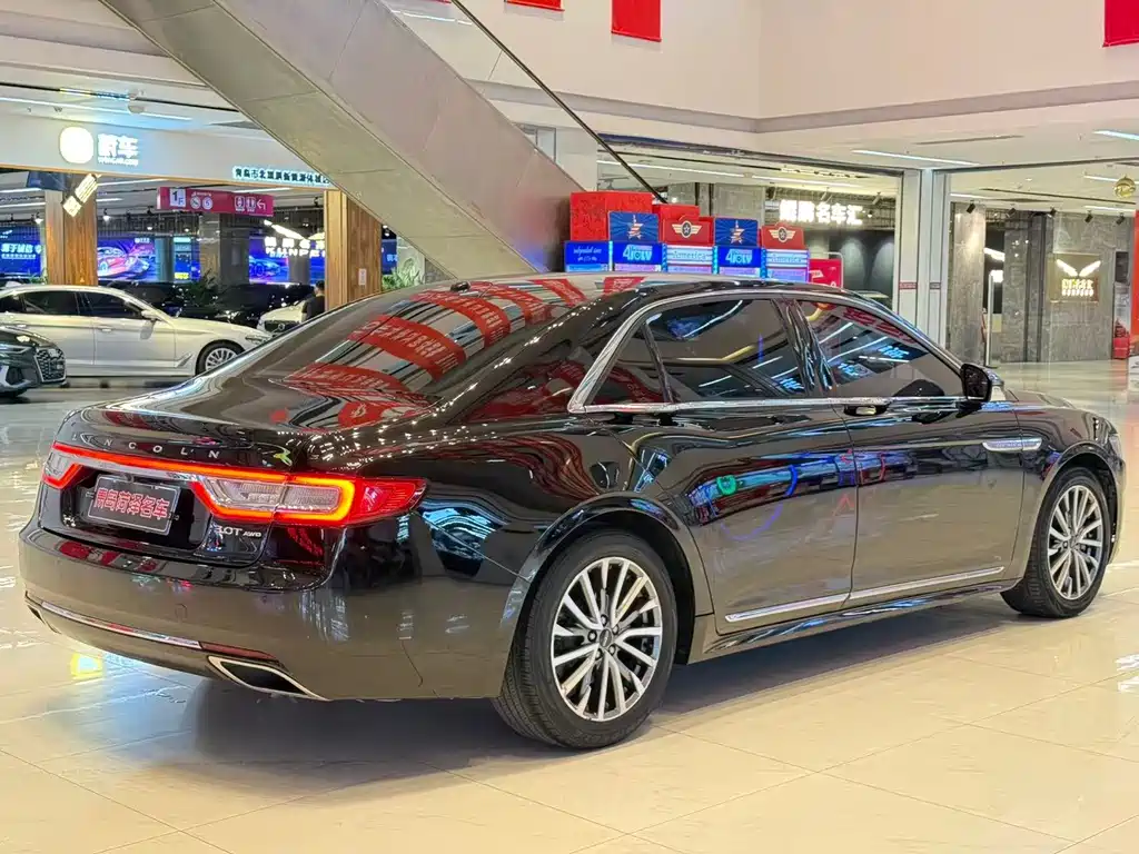 Lincoln Continental — миниатюра 19