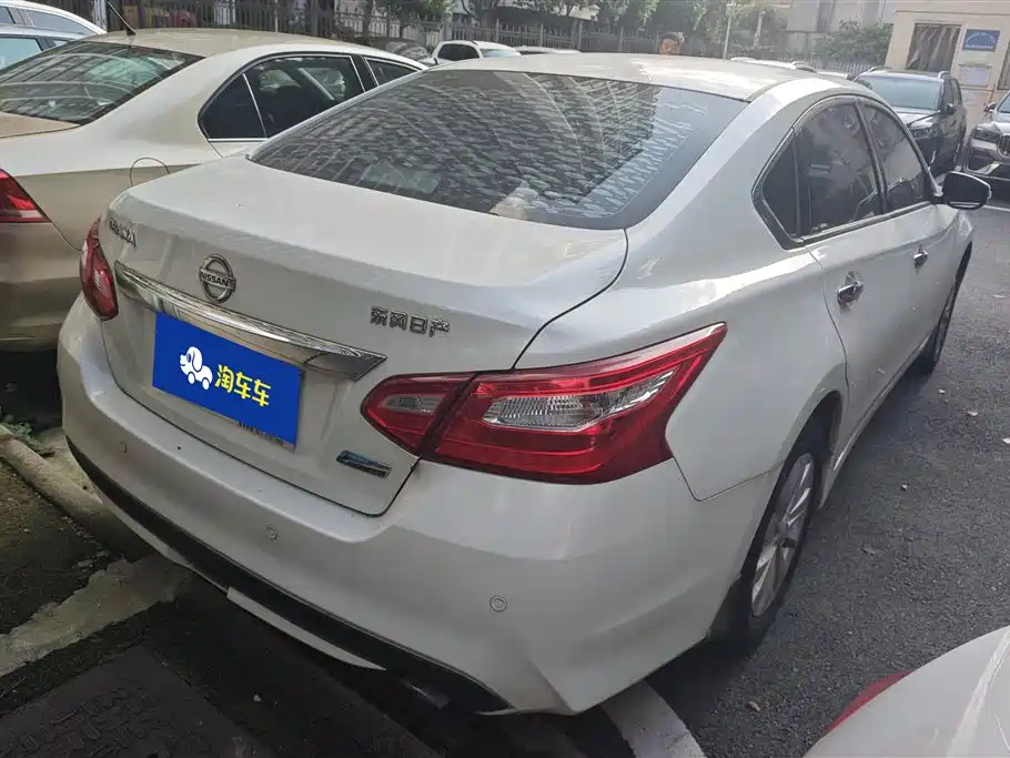 Nissan Altima 2018 2.0L XL