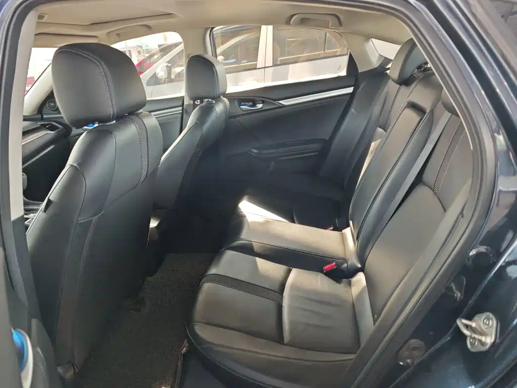Honda Civic — миниатюра 17