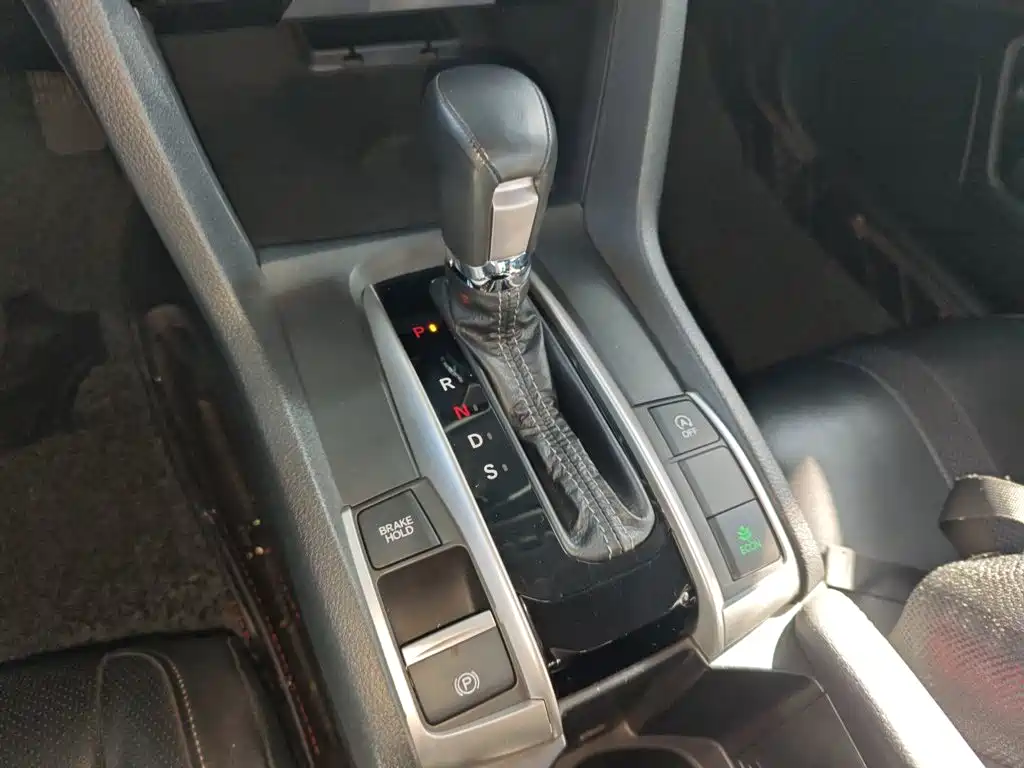 Honda Civic — миниатюра 14