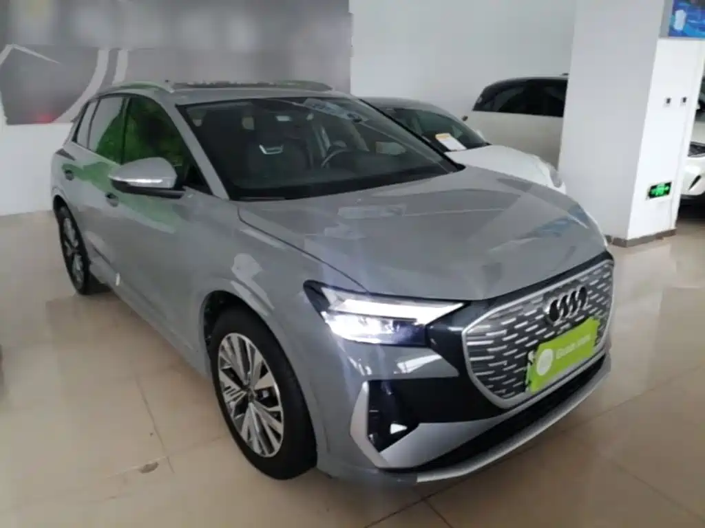 Audi Q4 e-tron — миниатюра 4