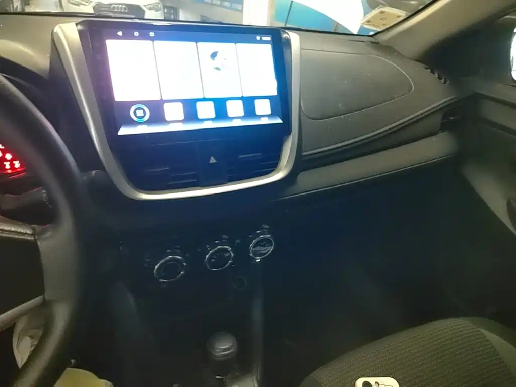 Toyota Vios FS — миниатюра 13