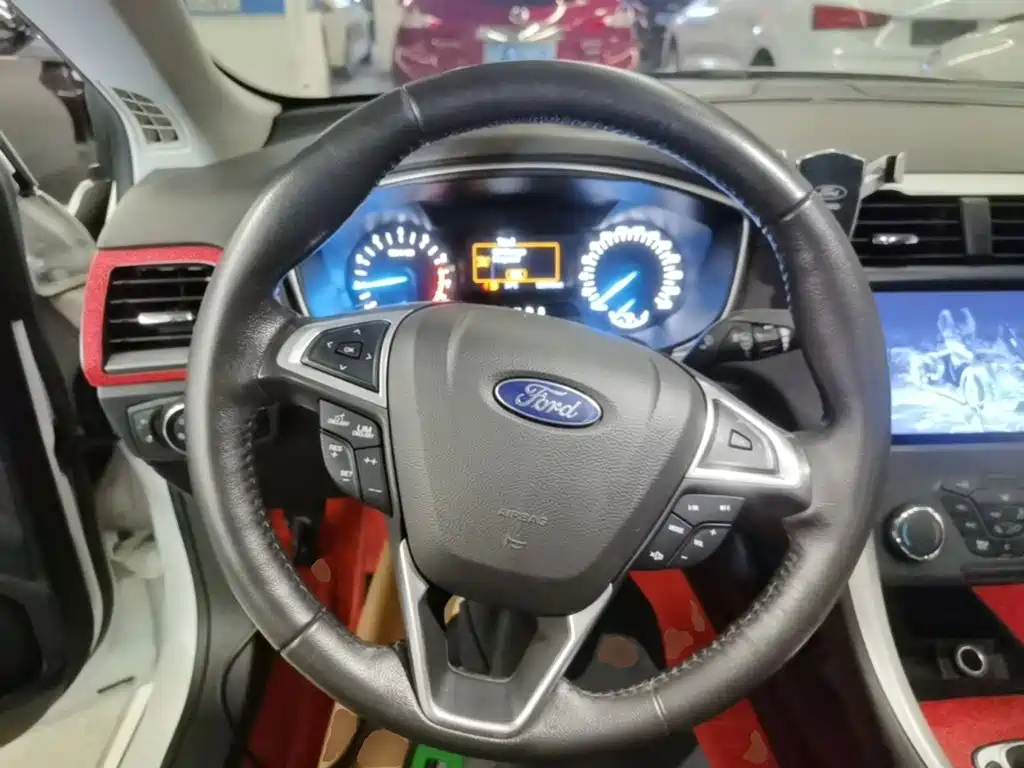 Ford Mondeo — миниатюра 11