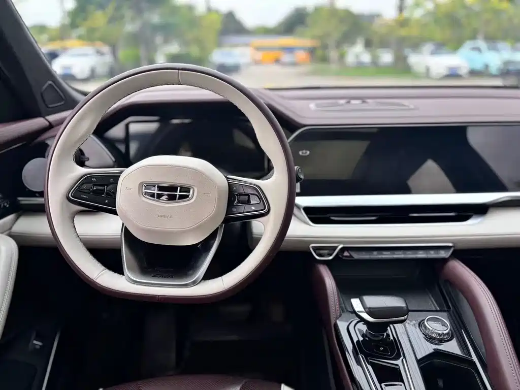 Geely Xingyue L — миниатюра 18
