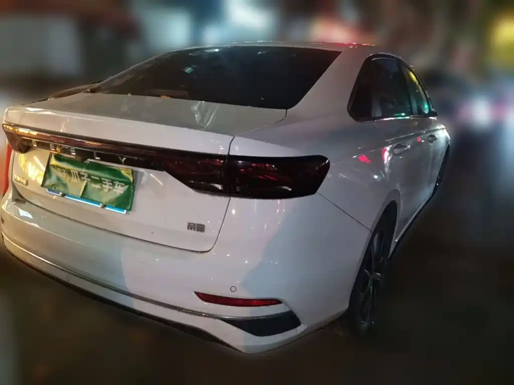Geely Emgrand — миниатюра 4