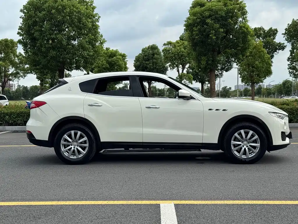 Maserati Levante — миниатюра 29