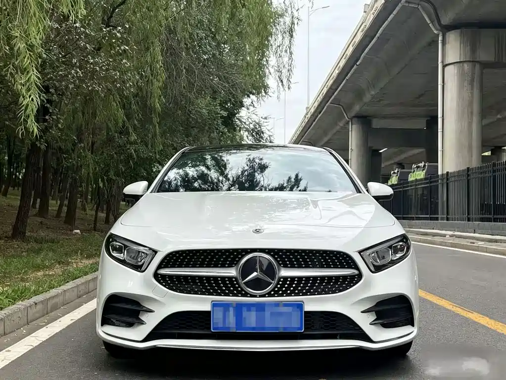 Mercedes-Benz A-Class A 2022 A 200 L Sport