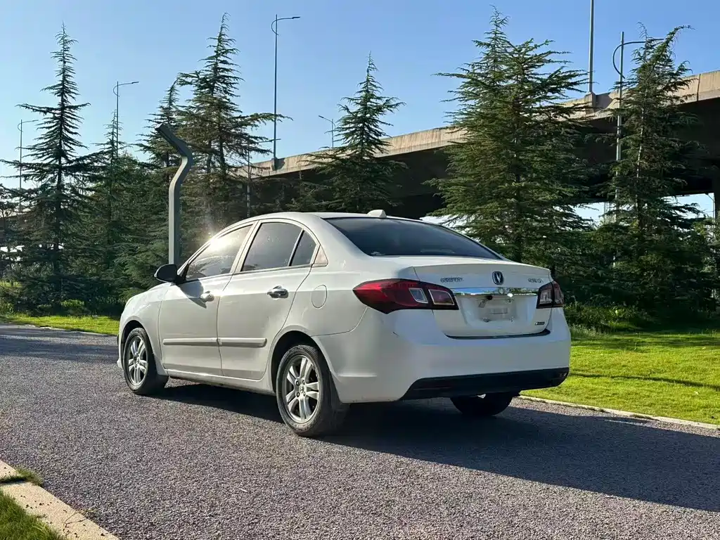 Changan V5 — миниатюра 9