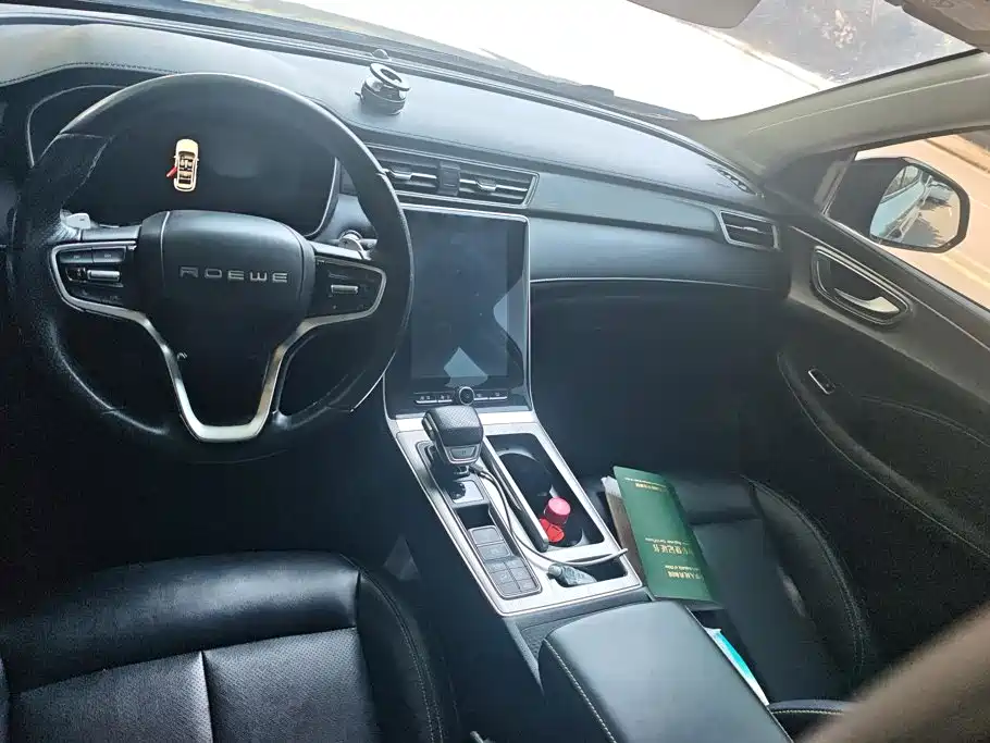 Roewe RX5 New Energy — миниатюра 12