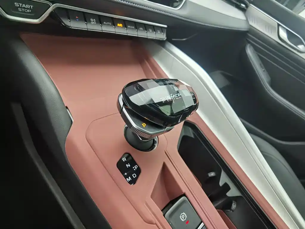 Geely Xingrui — миниатюра 13