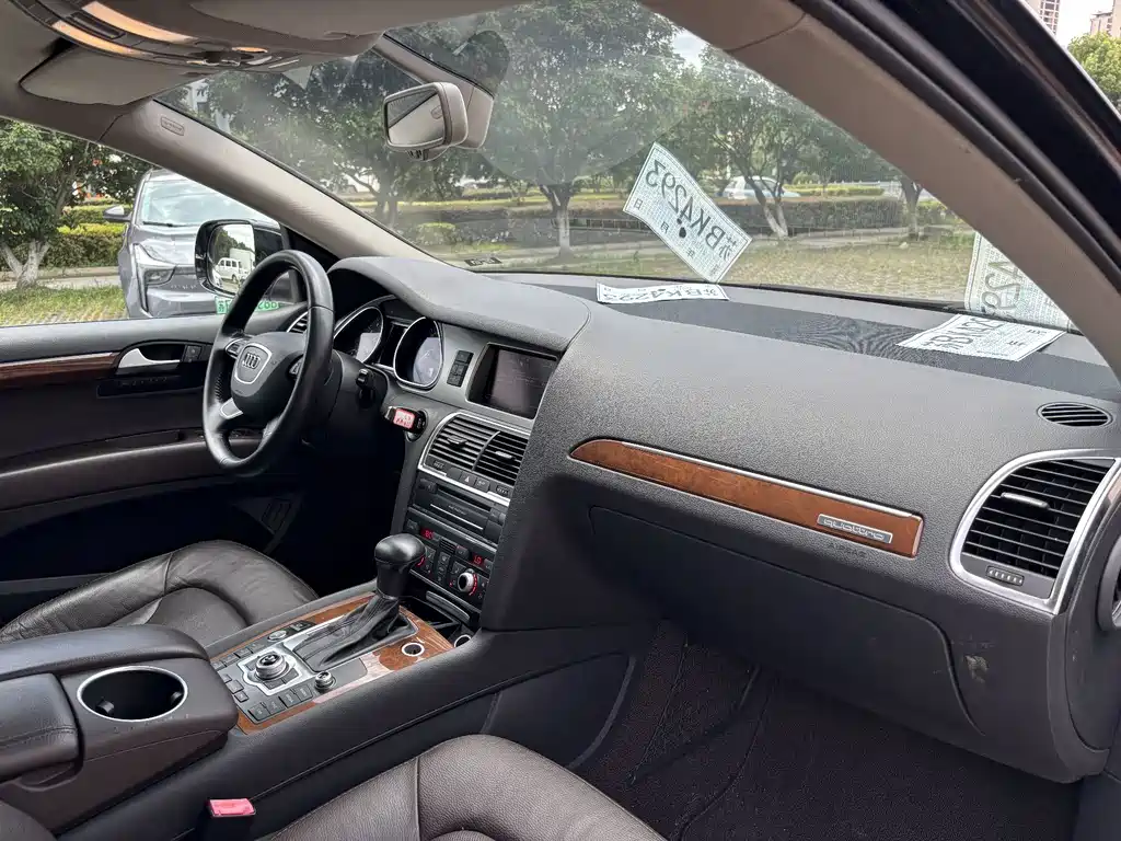 Audi Q7 — миниатюра 17