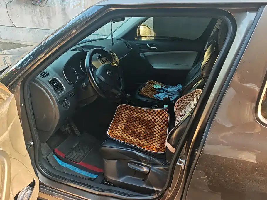 Skoda Yeti — миниатюра 9