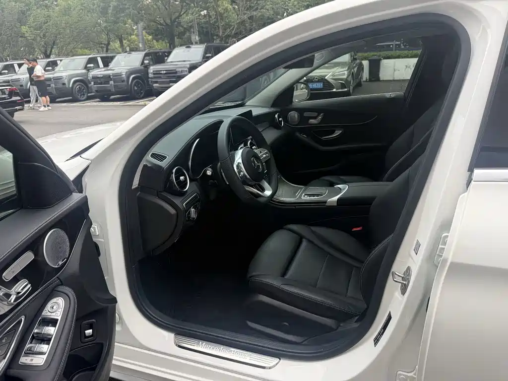 Mercedes-Benz C-Class — миниатюра 4