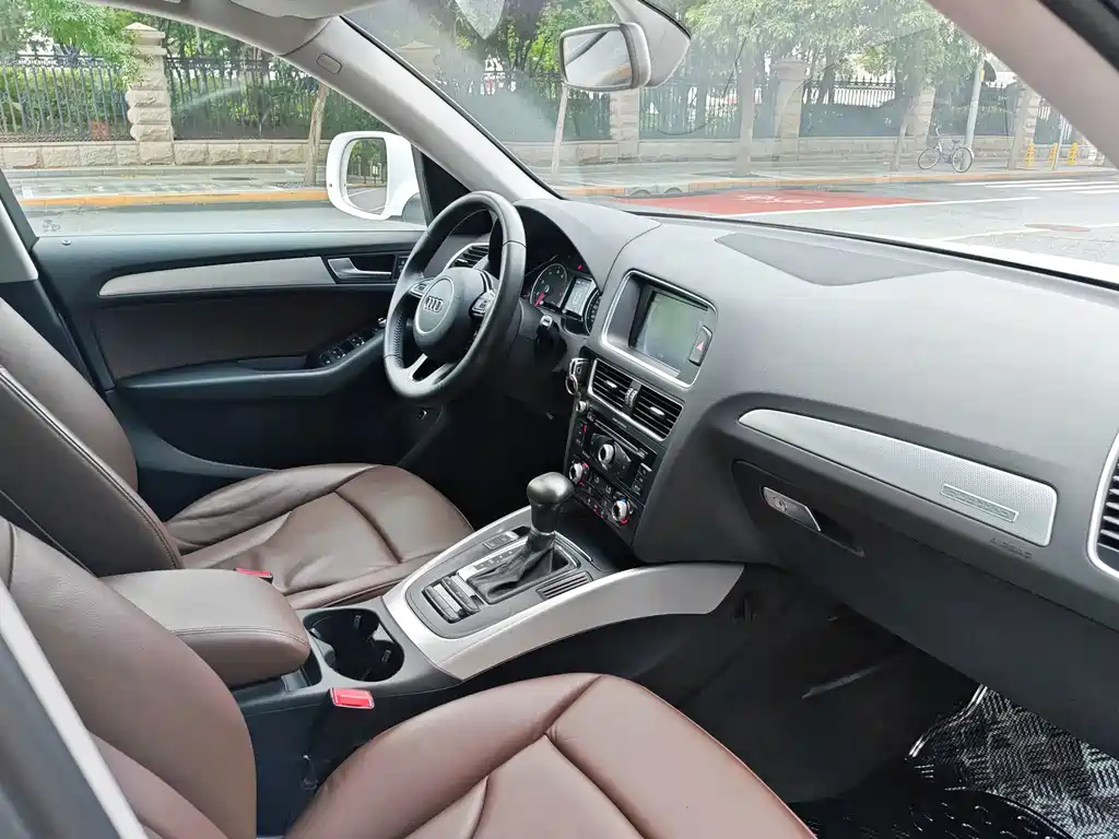 Audi Q5 — миниатюра 8