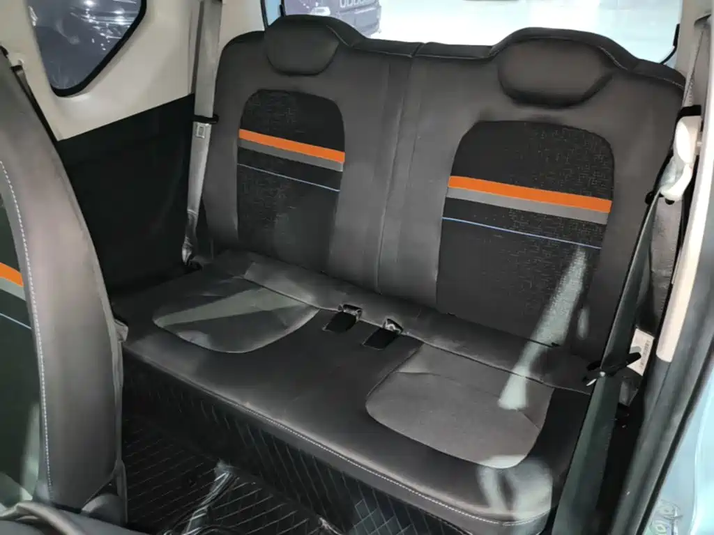 Wuling MINIEV — миниатюра 17