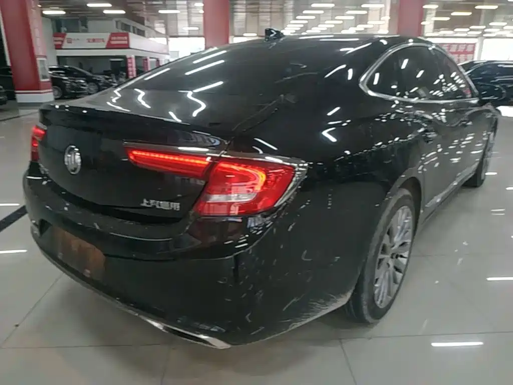 Buick LaCrosse — миниатюра 7