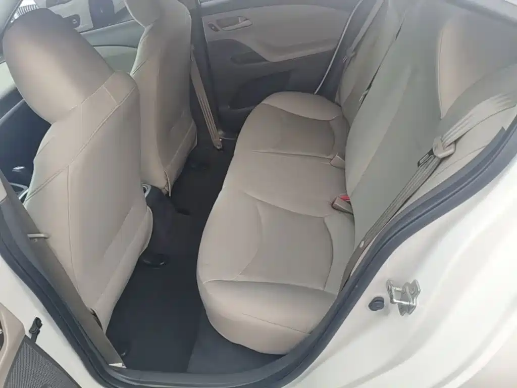 Chevrolet Sail — миниатюра 17