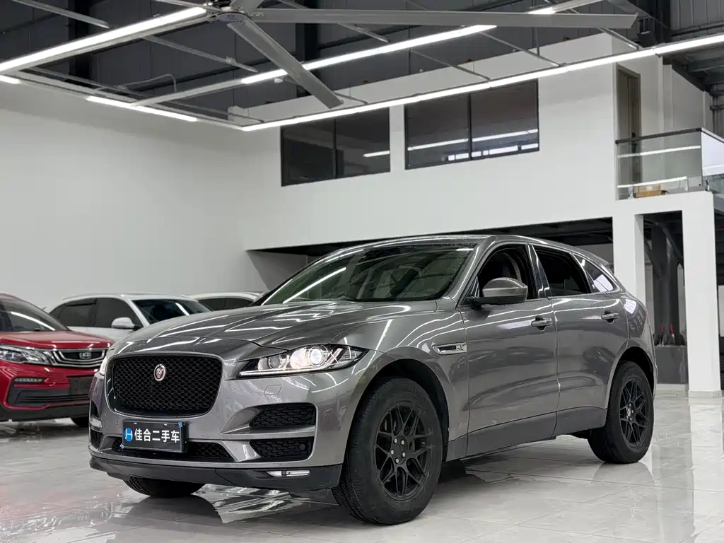 Jaguar F-PACE 2018