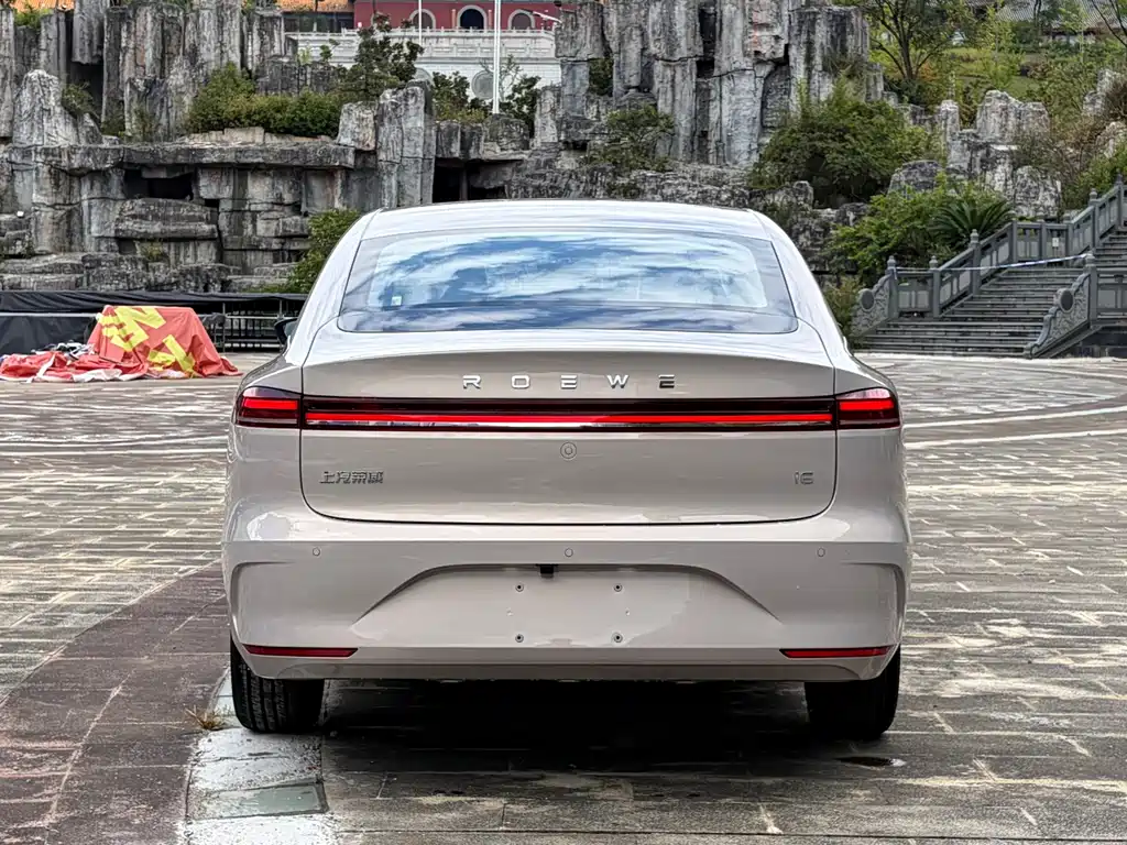 Roewe i6 — миниатюра 5