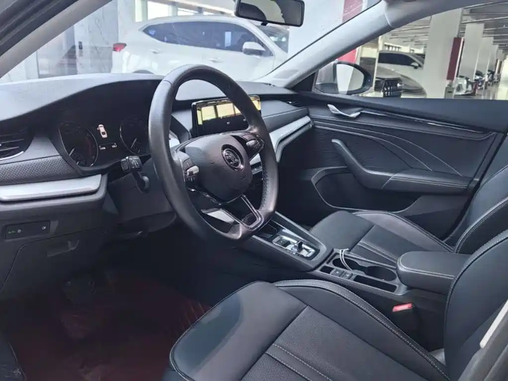 Skoda Octavia — миниатюра 7