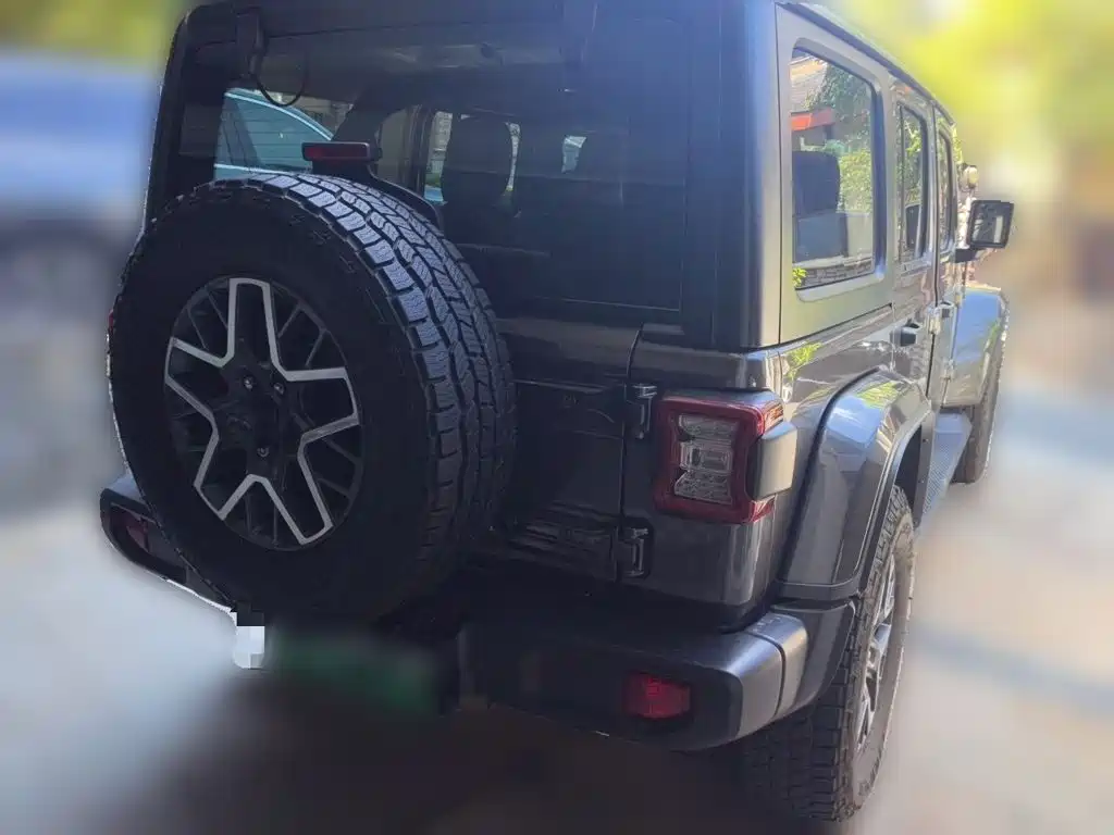 Jeep Wrangler PHEV — миниатюра 6
