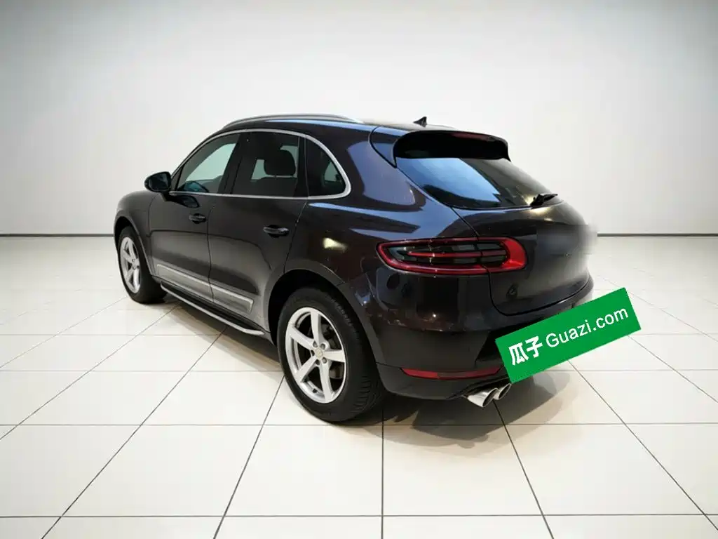 Porsche Macan — миниатюра 4