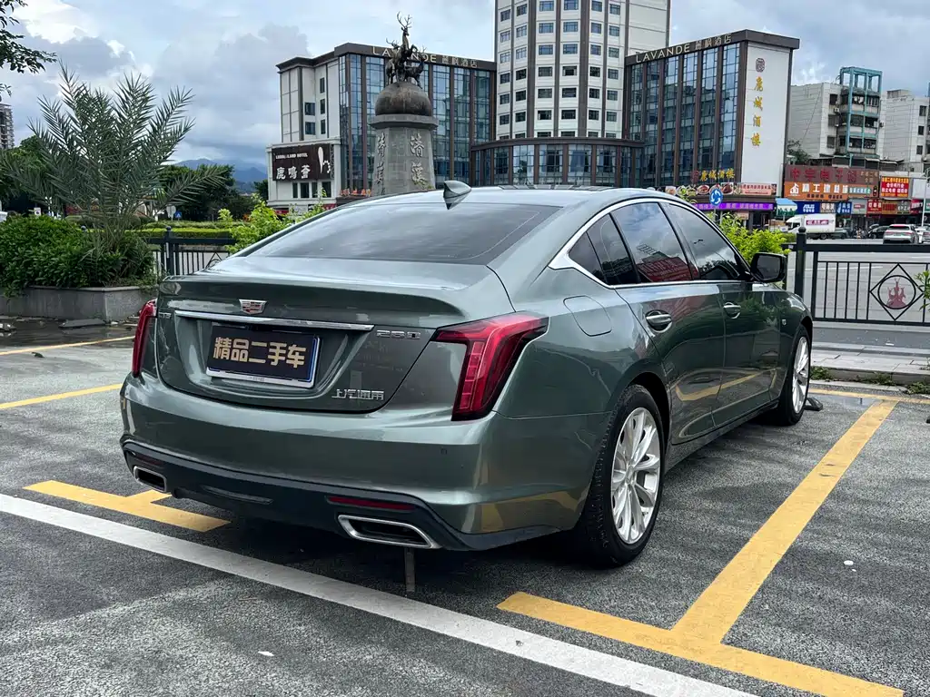 Cadillac CT5 — миниатюра 7