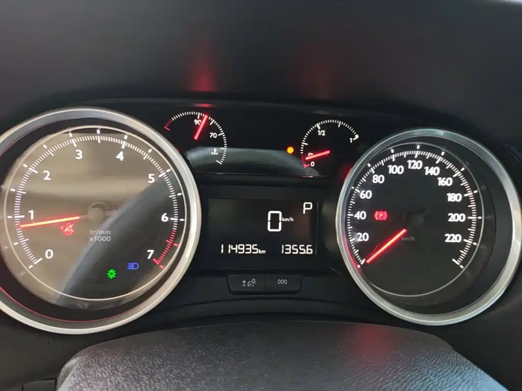 Peugeot 408 — миниатюра 12