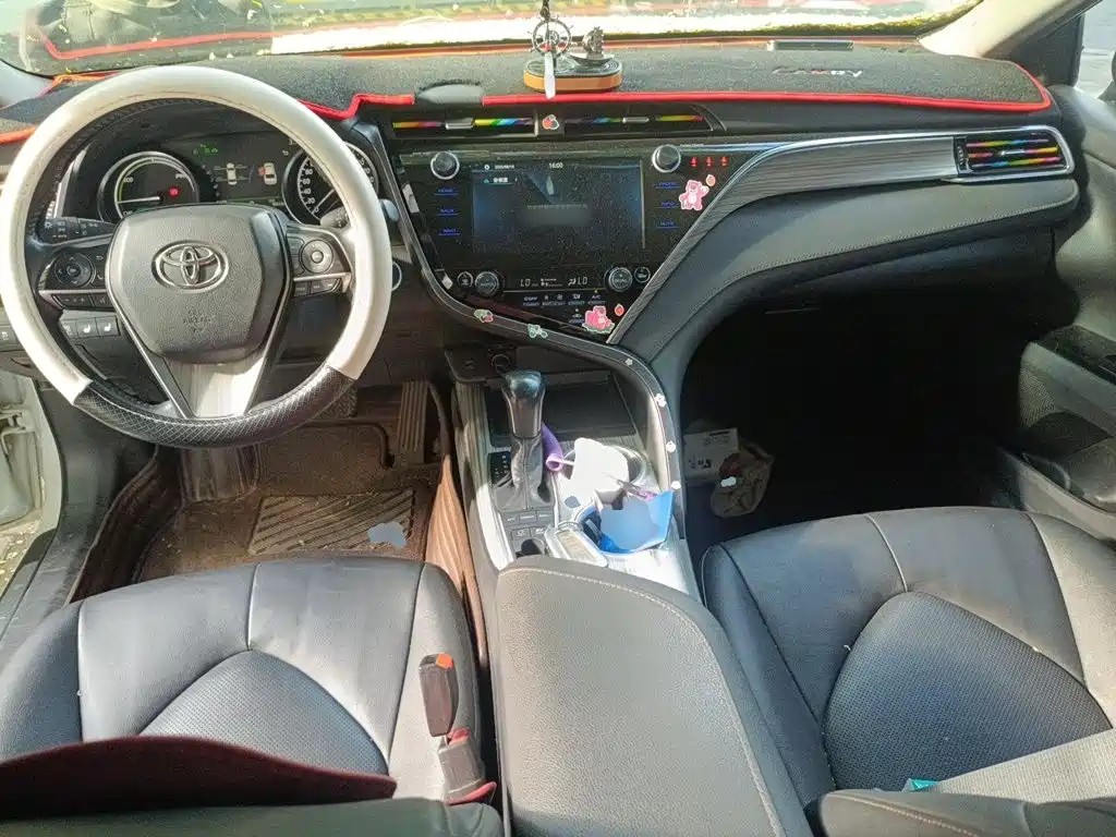 Toyota Camry — миниатюра 10