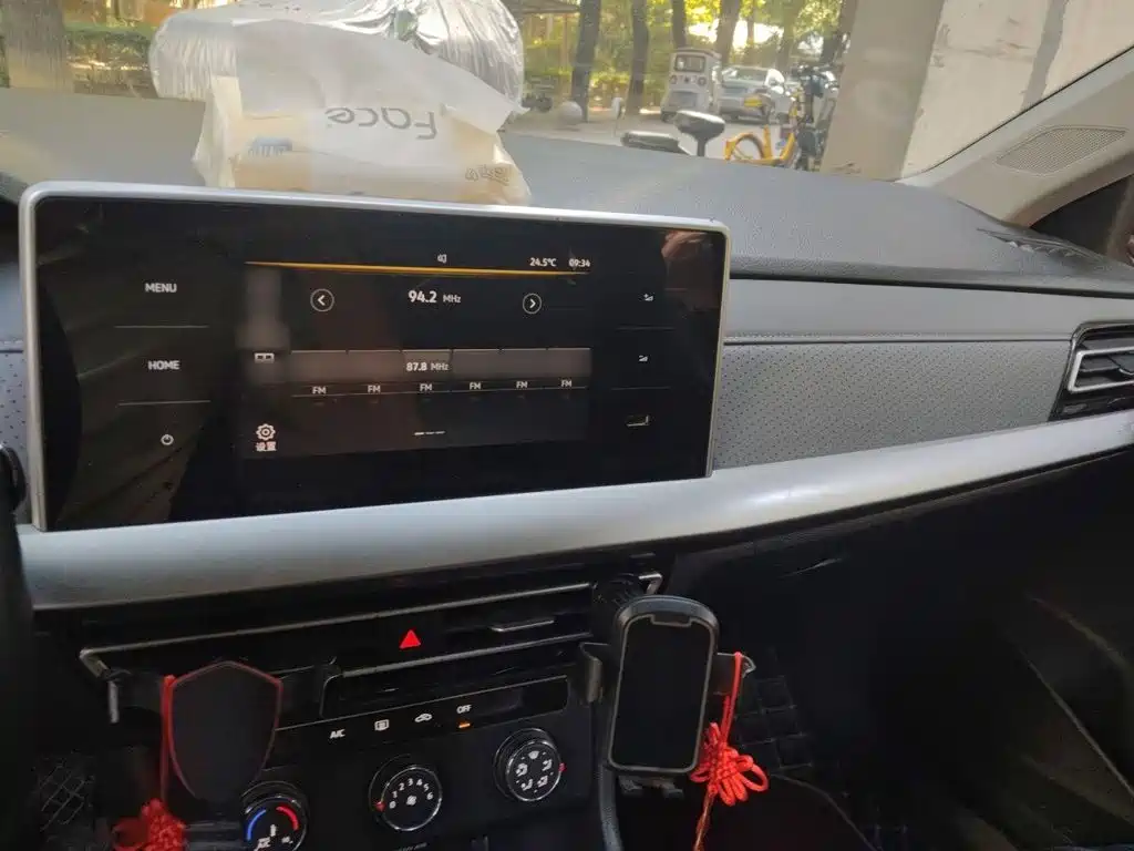 Volkswagen Lavida — миниатюра 6