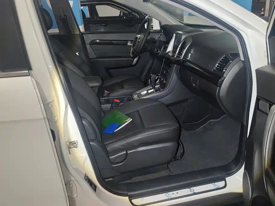 Chevrolet Captiva — миниатюра 8