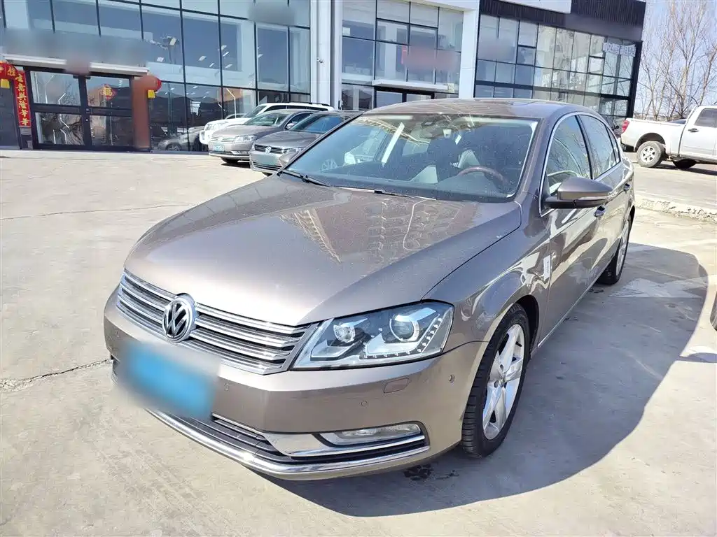 Volkswagen Magotan 2016