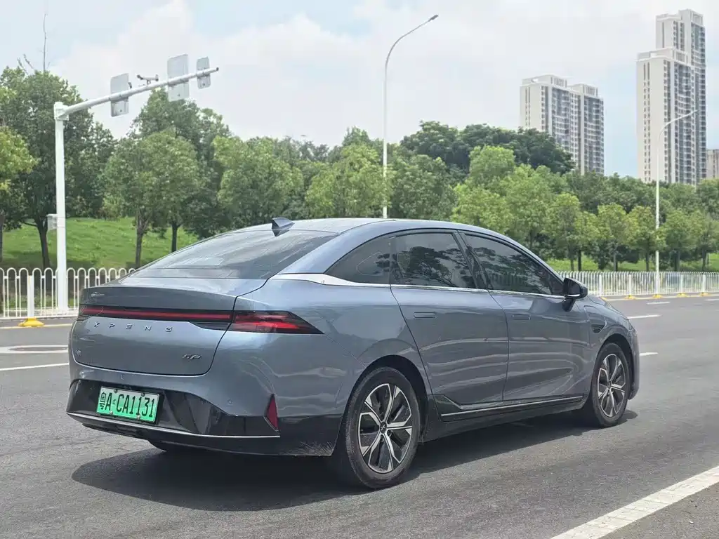 XPeng P5 — миниатюра 4